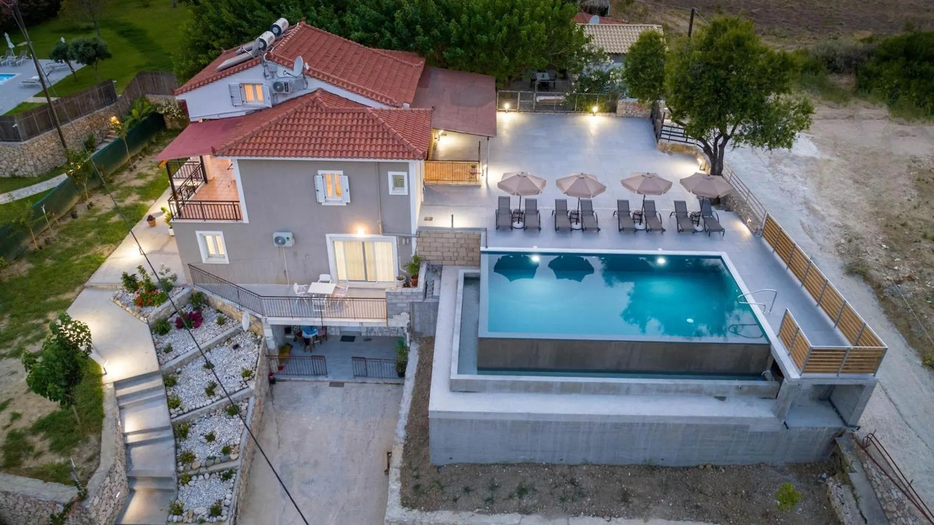 Iphigenia Apartments At Katelios