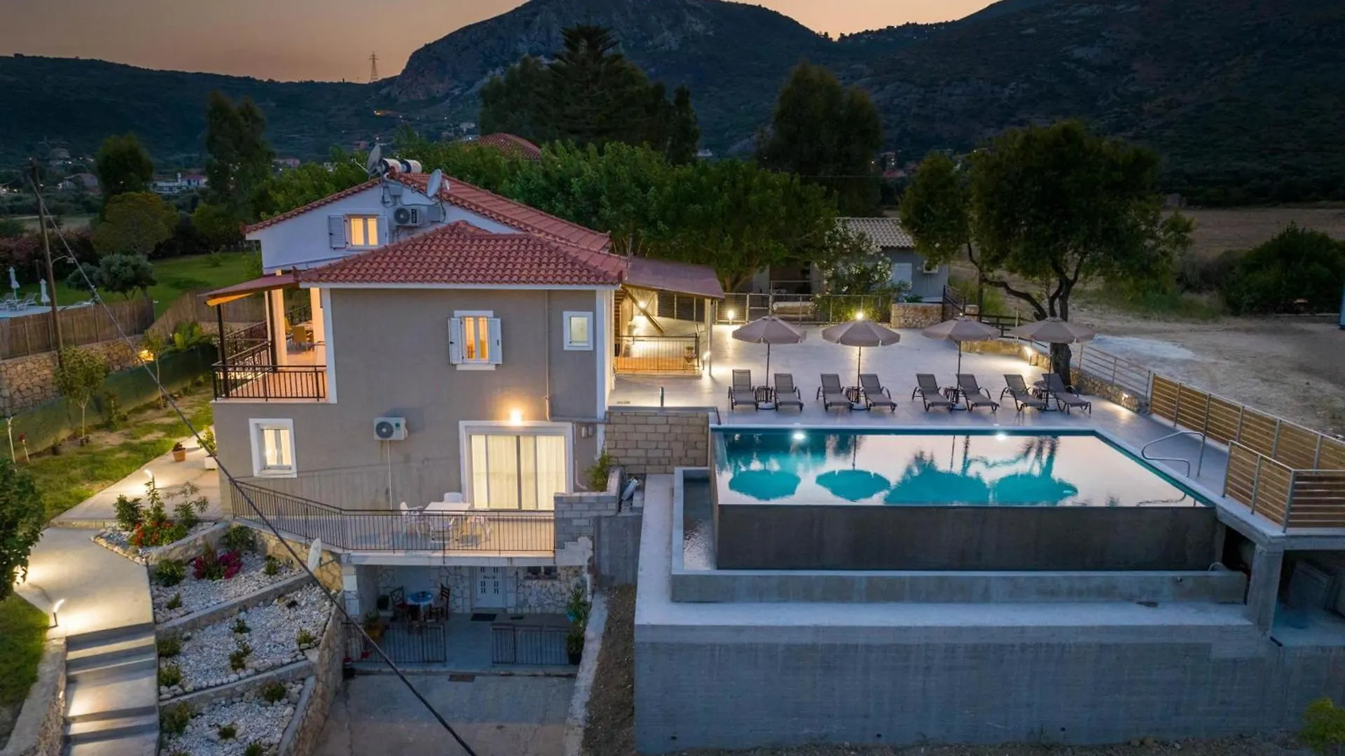 Iphigenia Apartments At Katelios Grèce